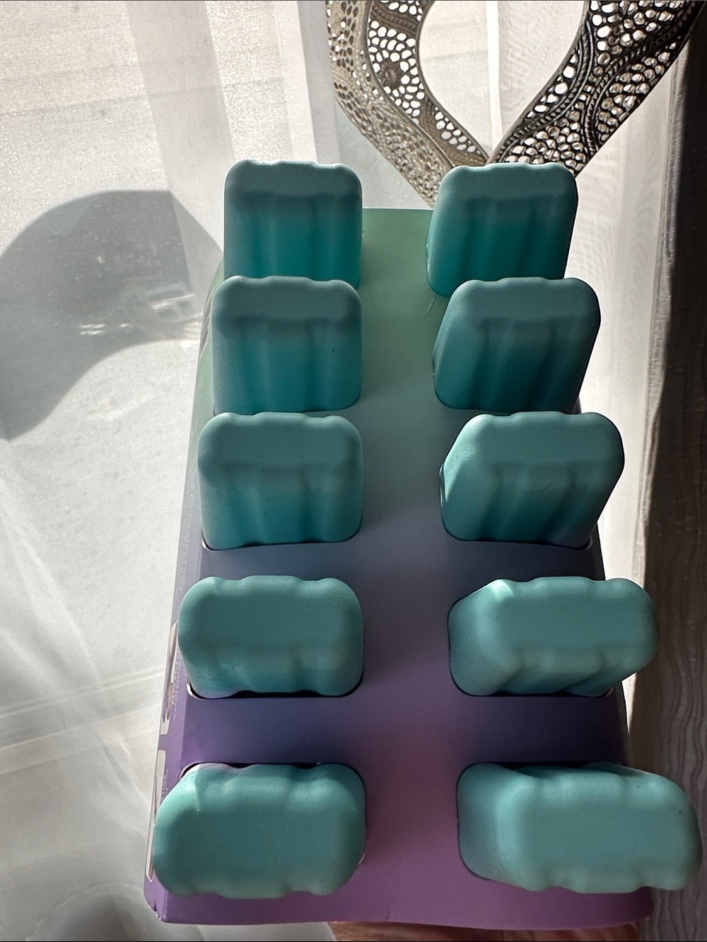 Reusable Silicone Ice Pop Molds in Mint Green and Light Pink | - Picture 3 of 3